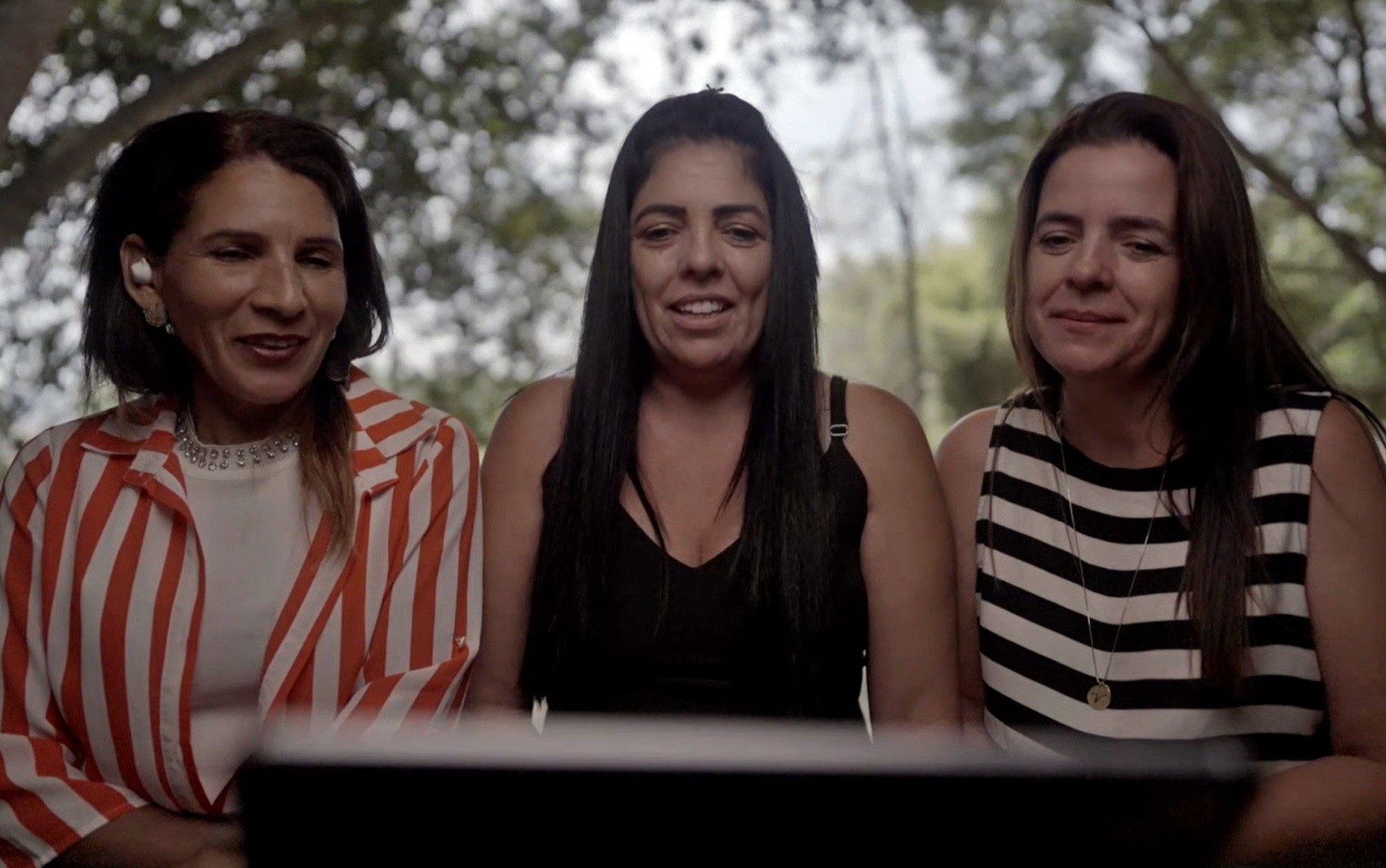 Palestrante, vendedora de pão de queijo e dona de casa: após 30 anos, como vivem 'meninas' que dizem ter visto ET em Varginha