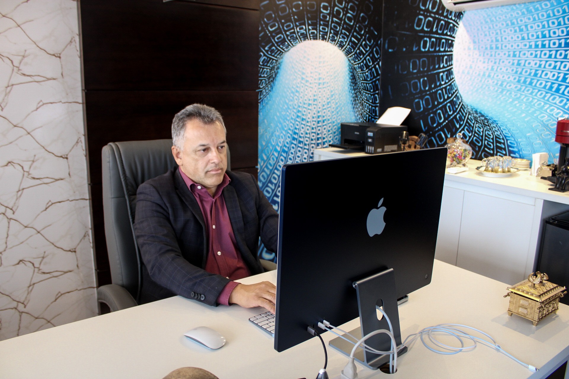 A importância da proteção jurídica para perfis empresariais na internet 