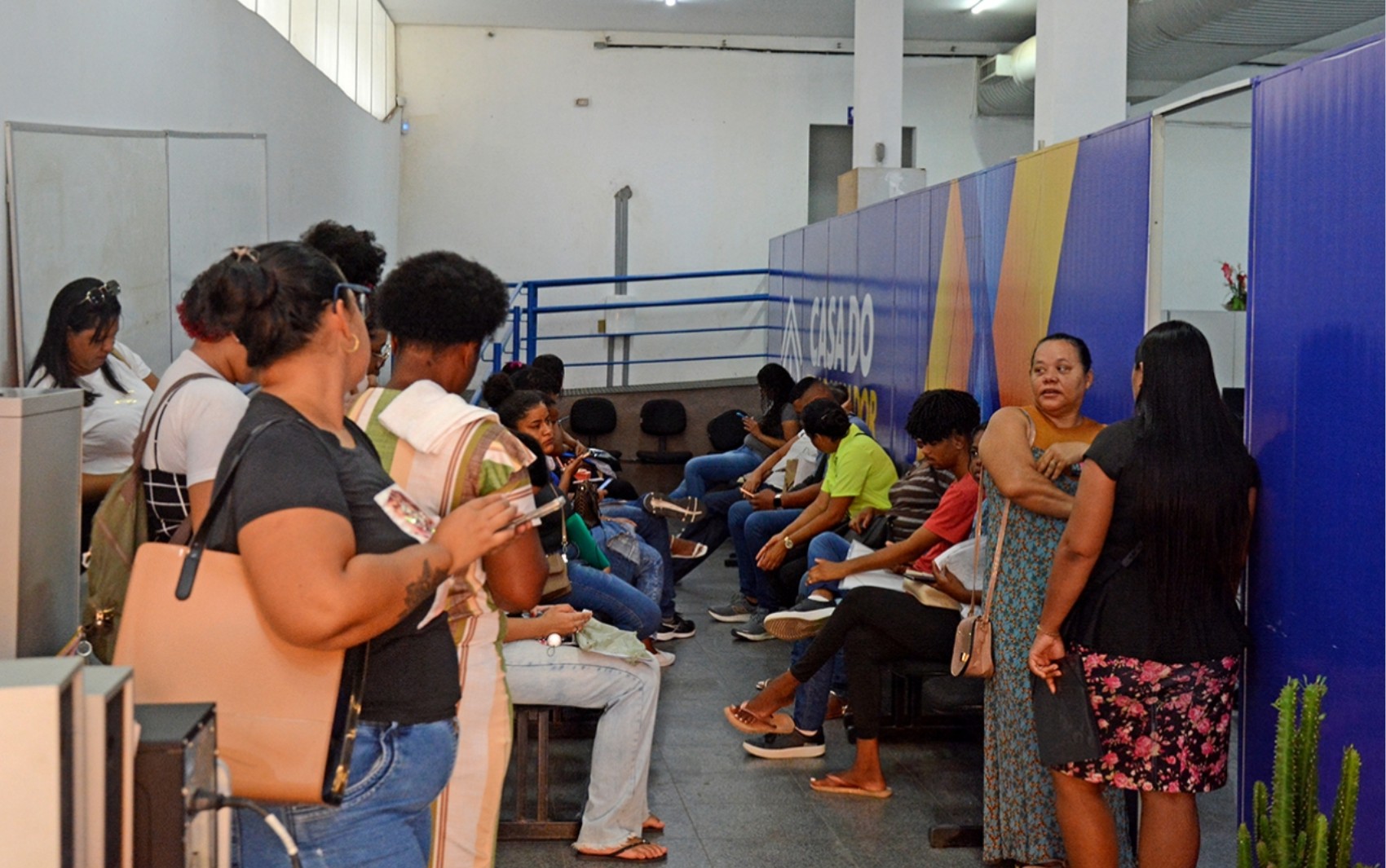Empresa oferece 200 vagas de emprego para atendimento e e-commerce no interior da Bahia