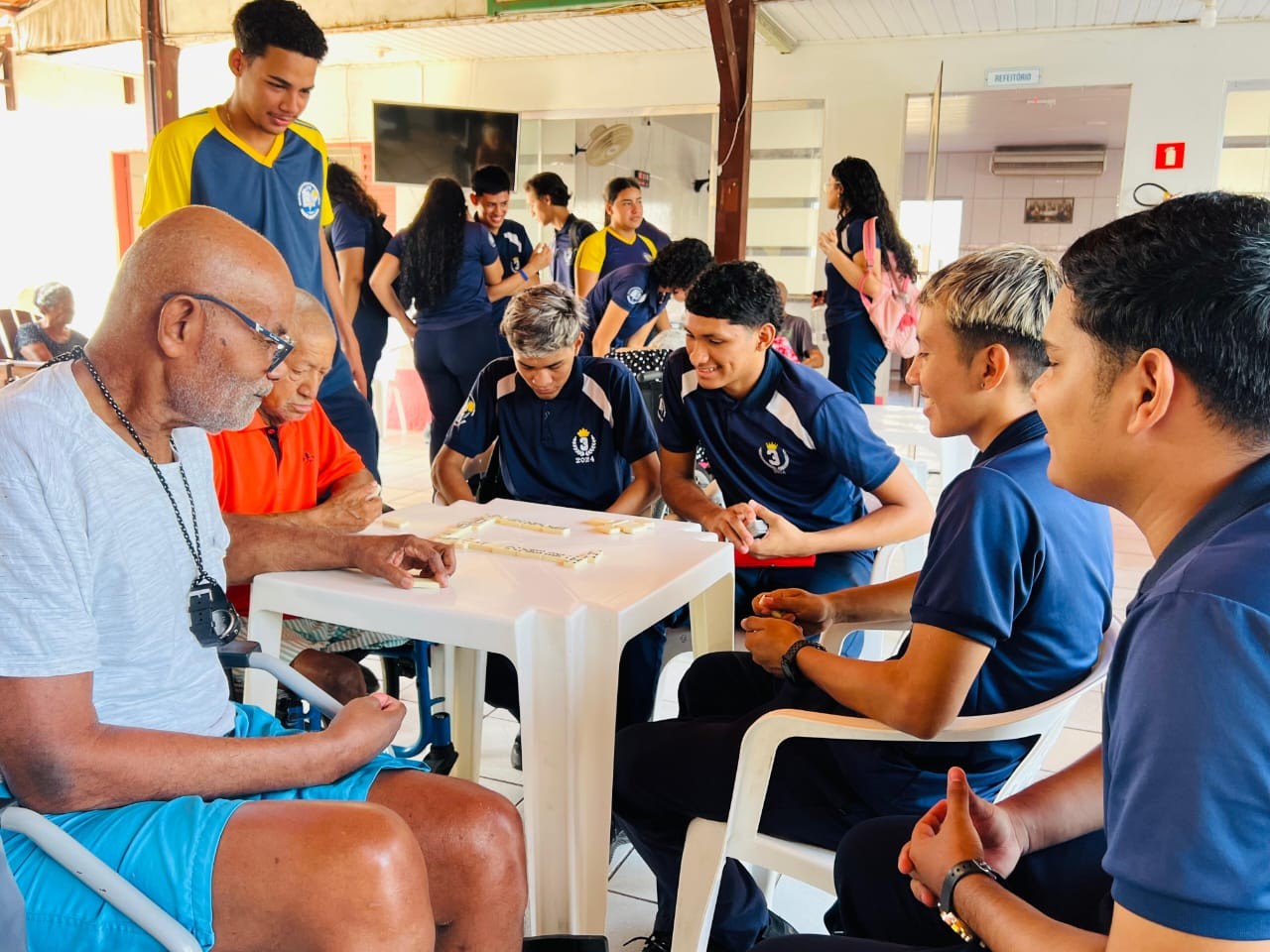 Projeto 'Feliz Idade - Memória e Identidade' leva serviços a idosos do Lar São Vicente de Paulo