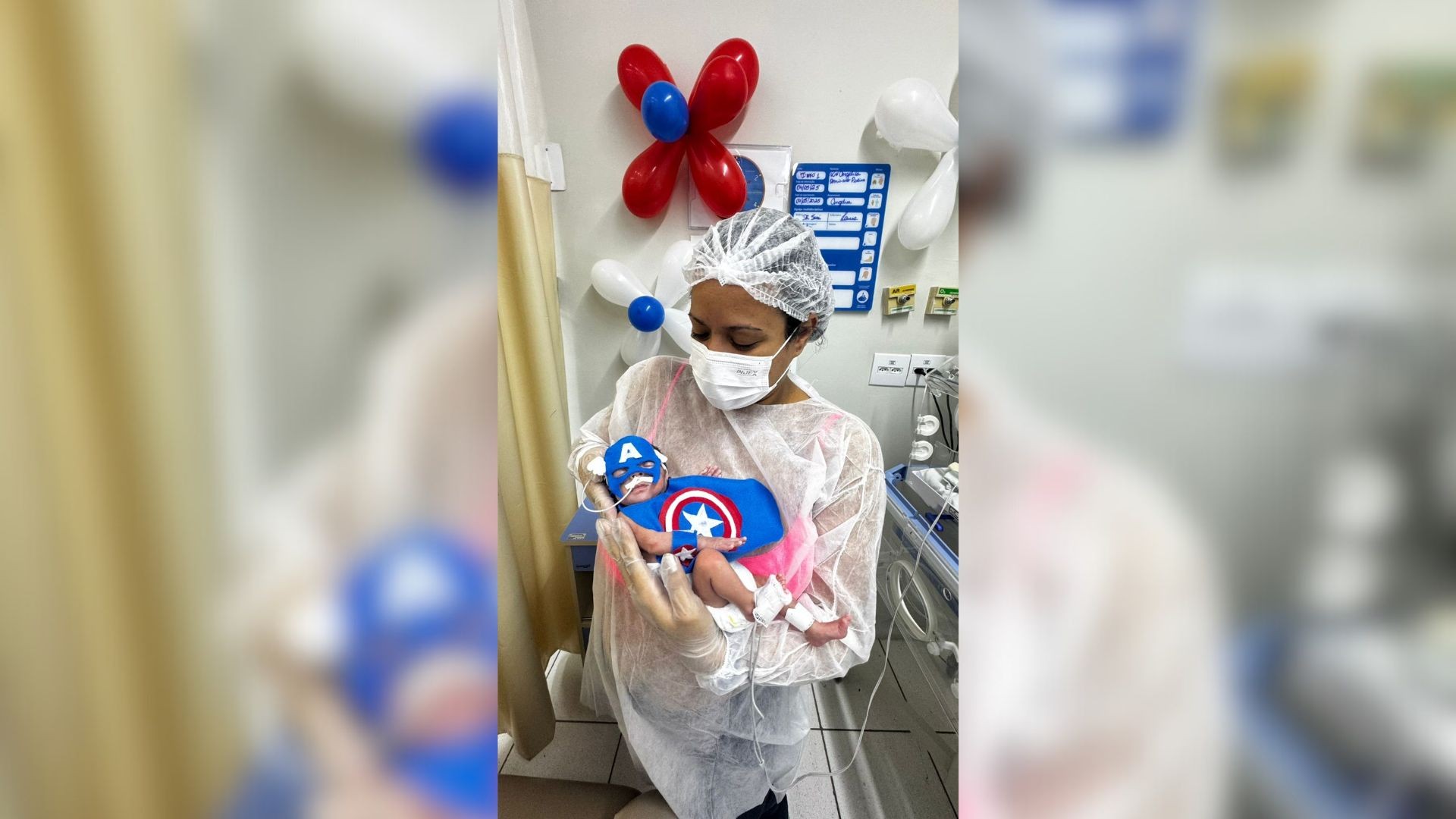 Com fantasia de super-herói, bebê prematuro ganha festa de 'mesversário' em hospital: 'Celebrar um milagre', diz mãe 
