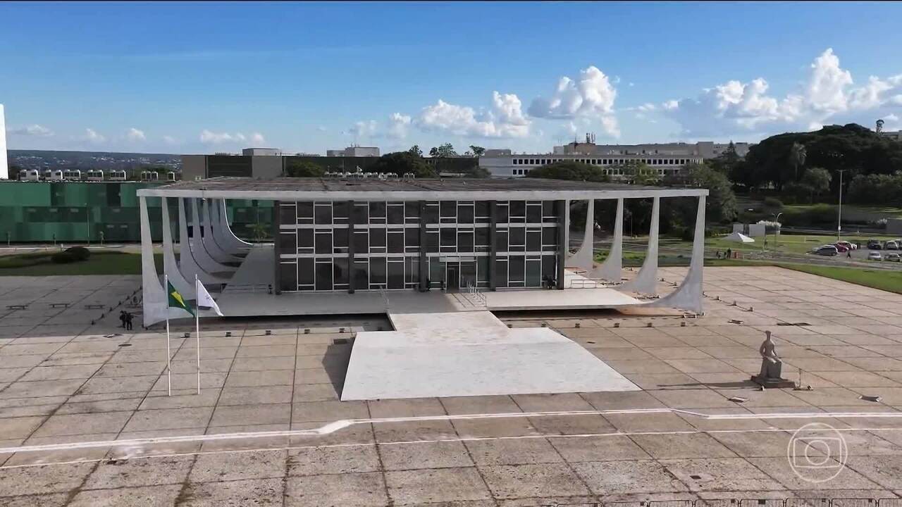 Caso Master faz presidente do STF antecipar volta a Brasília; Fachin quer conversar sobre Toffoli