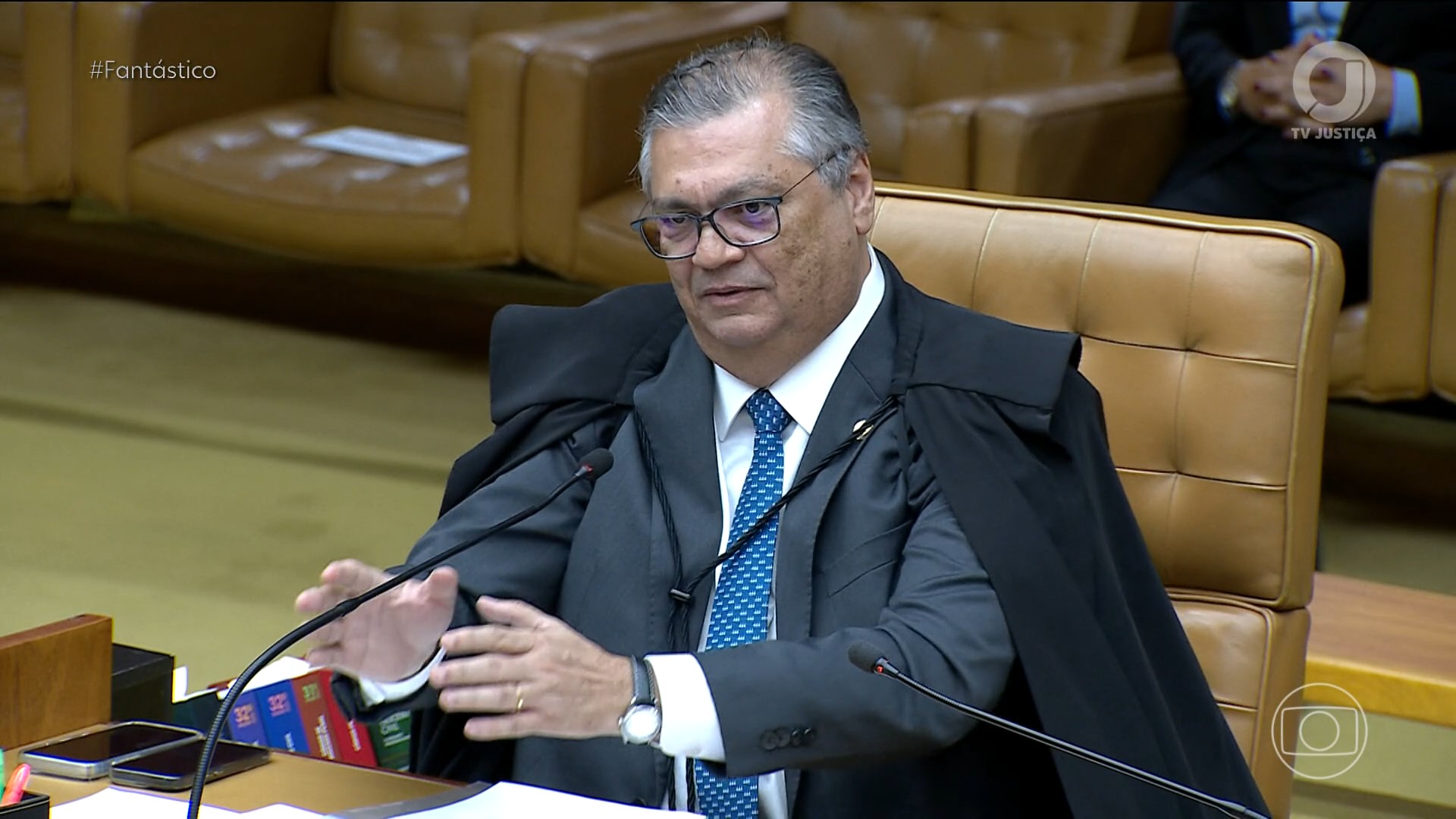 Flávio Dino critica mistura de interesses na crise do STF