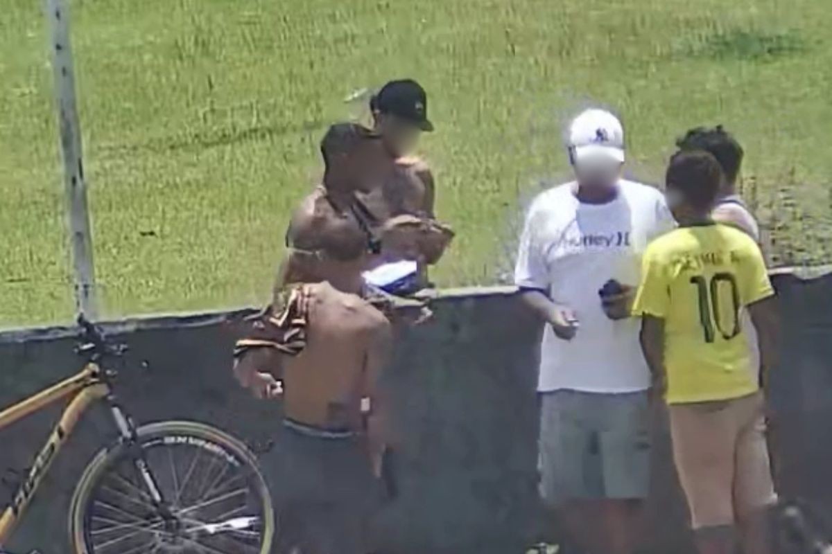 Polícia Civil prende 11 suspeitos de tráfico de drogas; grupo usava câmeras para vigiar policiais