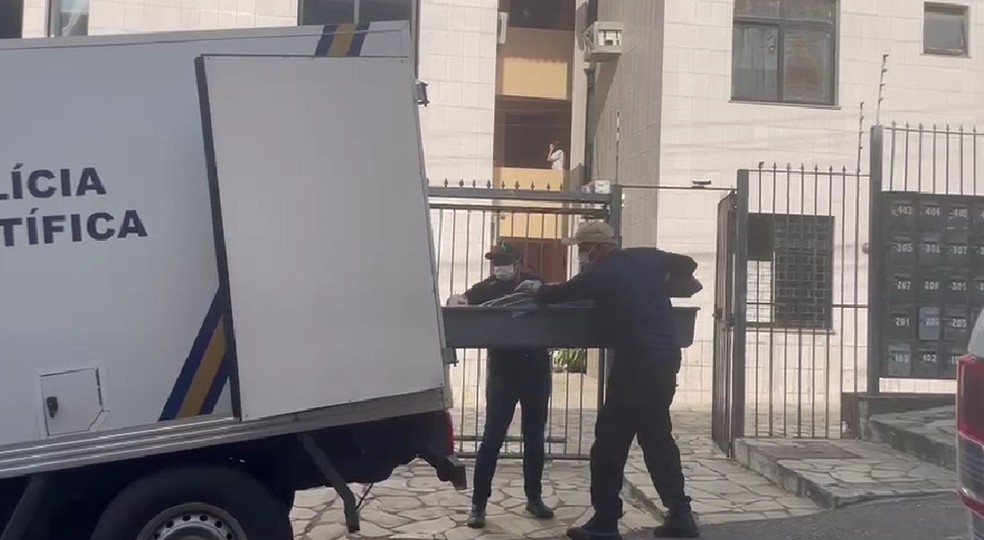 Corpo é encontrado dentro de mala que estava em geladeira de apartamento — Foto: Lays Rocha/TV Sergipe/Arquivo