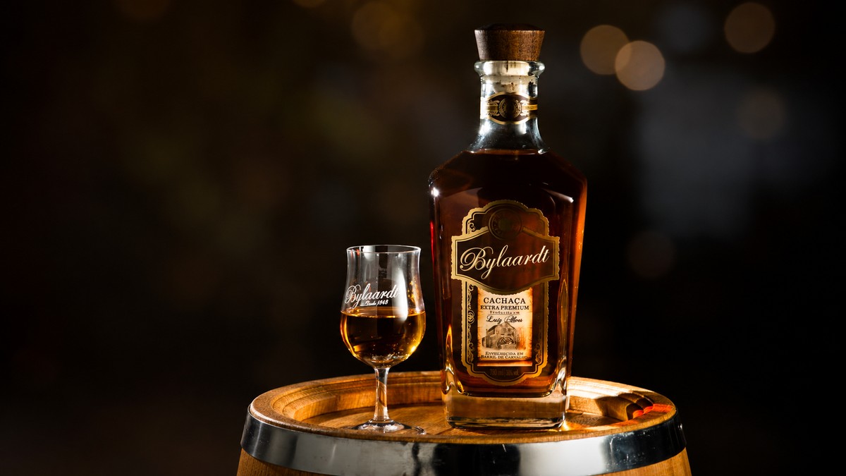 Cachaça produzida em SC supera 150 concorrentes é eleita a melhor do Brasil; conheça