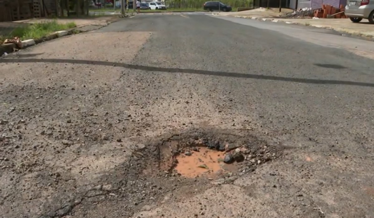 Campinas soma 483 pedidos por tapa buracos em 2026, e alega que chuva atrapalha serviço