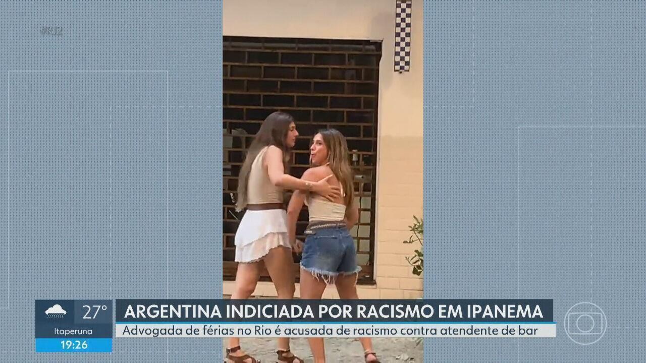 доступно Argentina Footballer Claims Monkey Imitation Was a ‘Joke’ Amid Racism Investigation