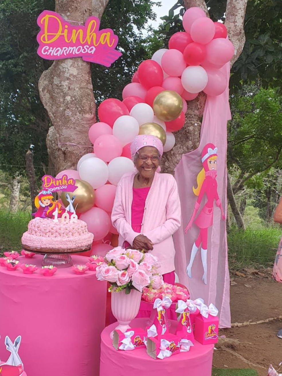 Temas dos aniversários de Joana Ricardina são sempre em tons de rosa, cor pela qual ela é apaixonada. — Foto: Arquivo pessoal