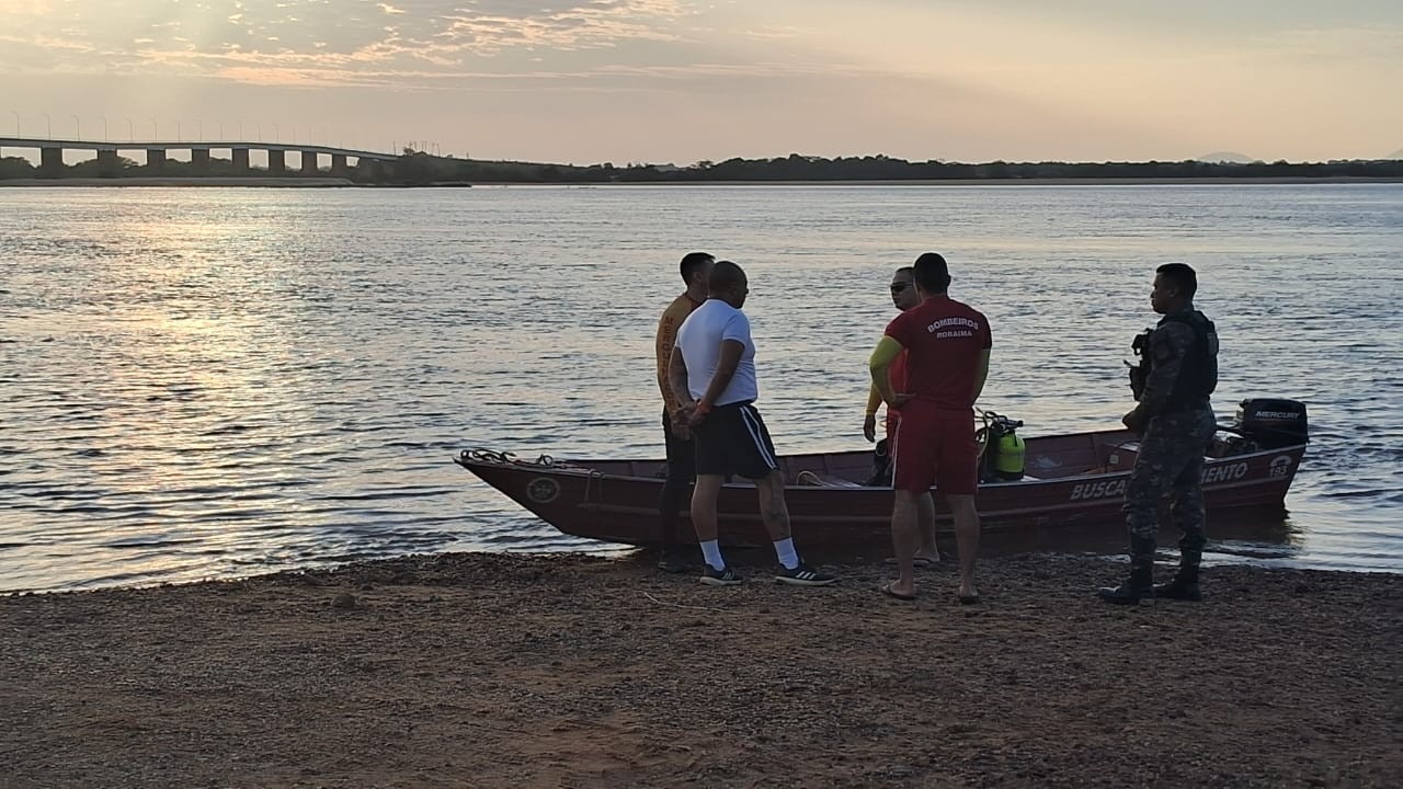 Sargento desaparece no rio ao salvar adolescente na ponte dos Macuxis, em Boa Vista