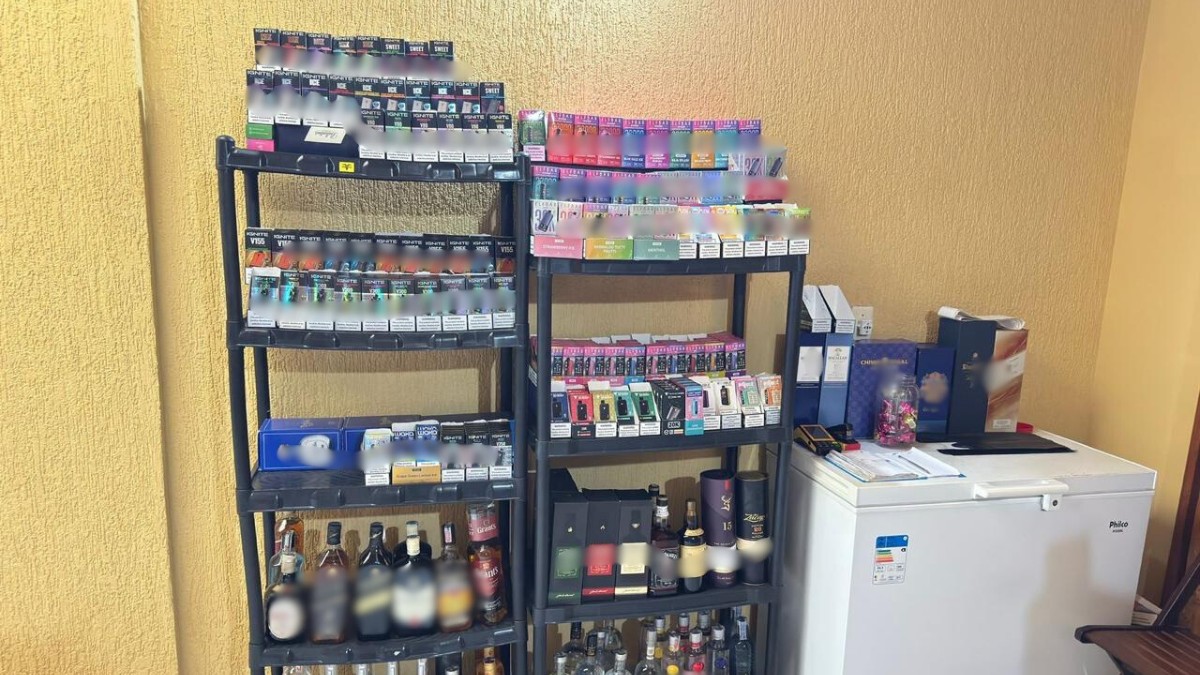 Homem é preso suspeito de contrabandear cigarros eletrônicos e bebidas em Sorocaba