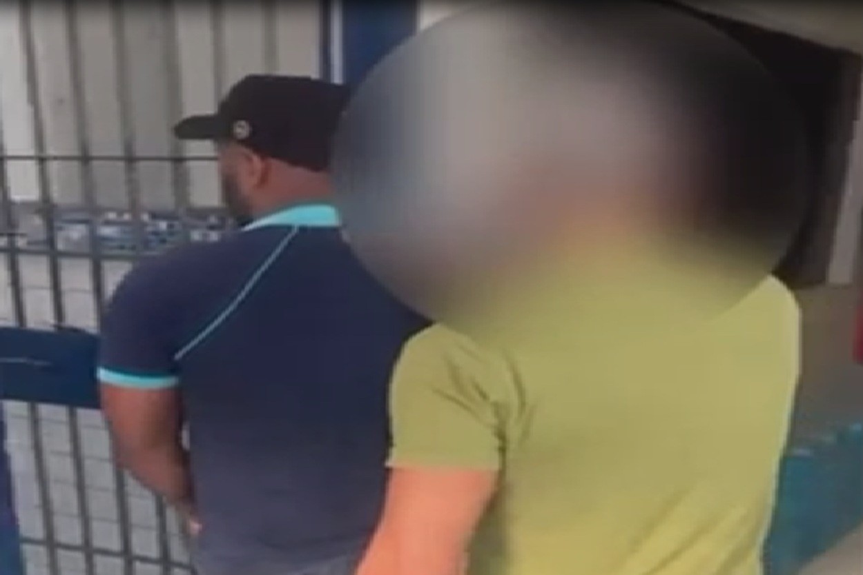 Homem é preso suspeito de matar cunhado do jogador Antony, atacante da Seleção Brasileira, no Grande Recife; VÍDEO