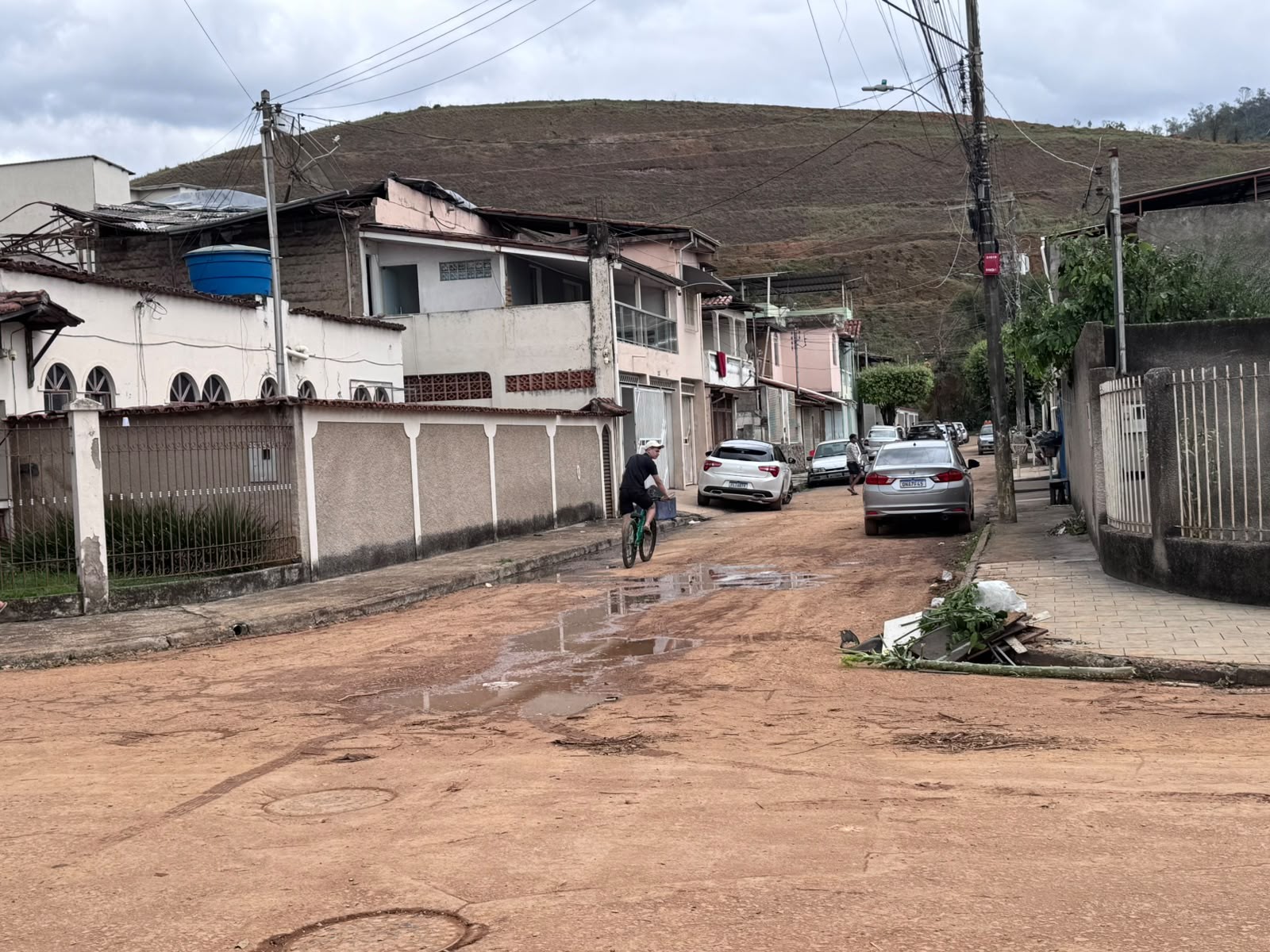 Mulher é morta com golpes de botijão de gás pelo marido em Coronel Fabriciano