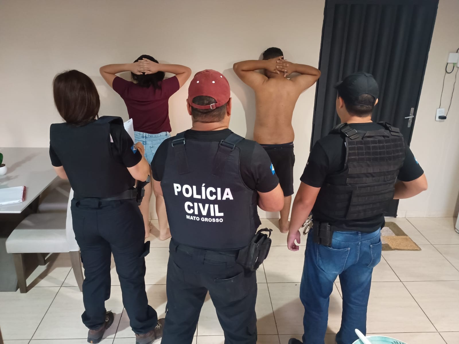 Polícia cumpre 14 mandados de prisão contra integrantes de facção criminosa em Jangada (MT)