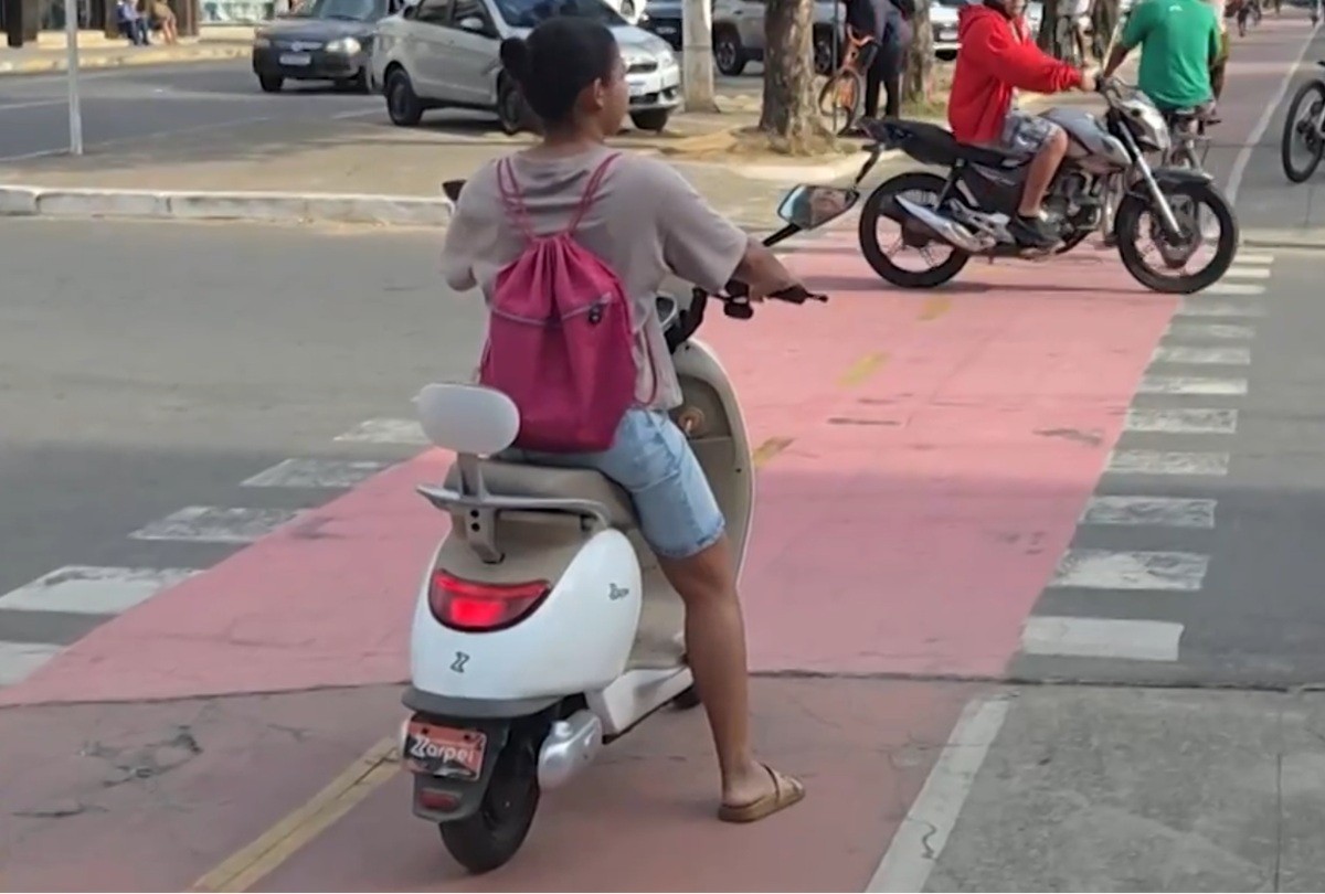 Itaperuna sanciona lei que regulamenta uso de bicicletas e patinetes elétricos