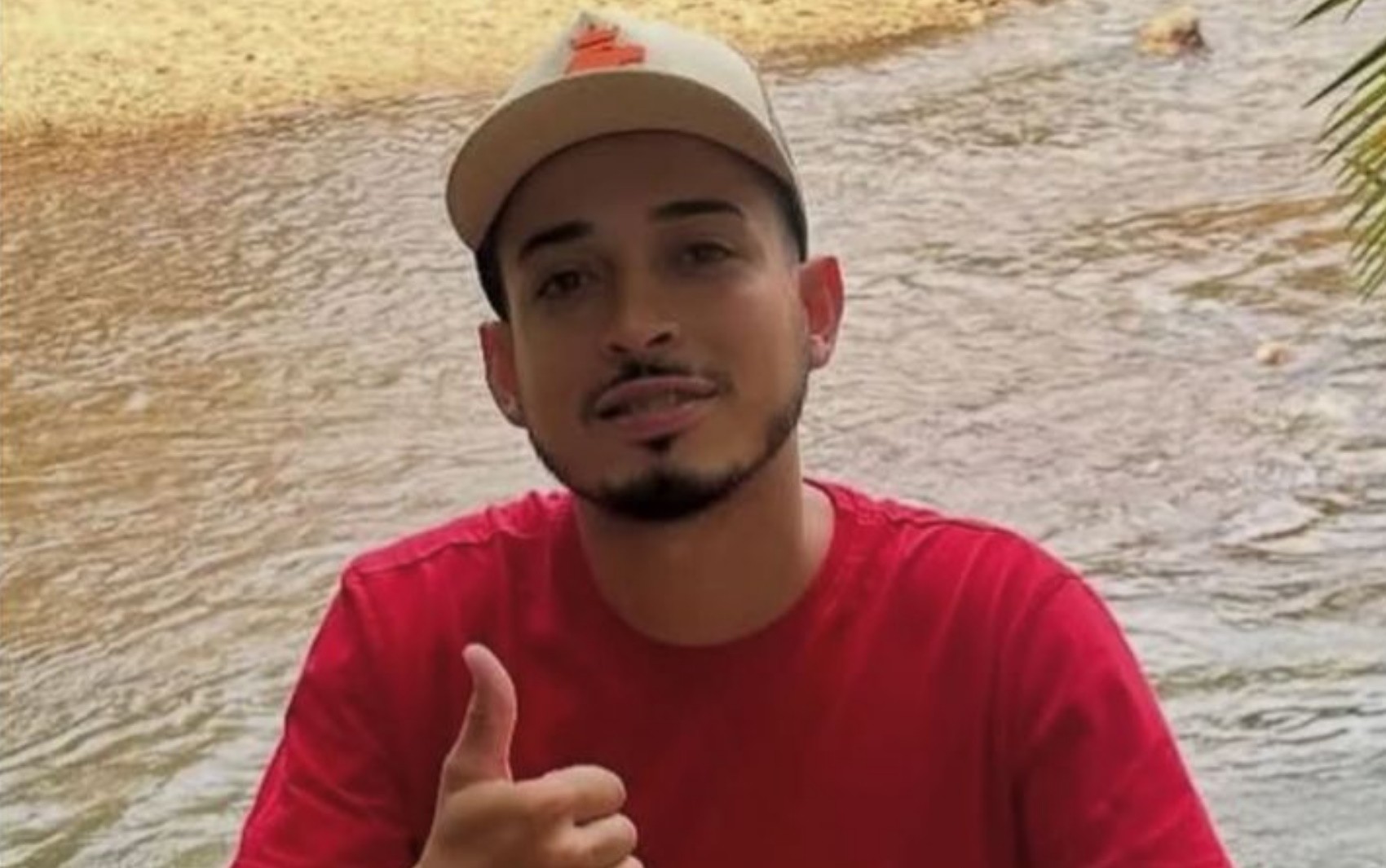 Servidor público de 24 anos é morto com tiro em bar, diz polícia 