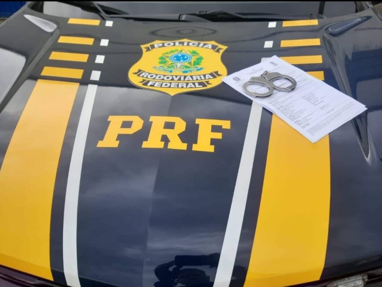 Procurado por tráfico, organização criminosa e comércio ilegal de armas em AL é preso em MG