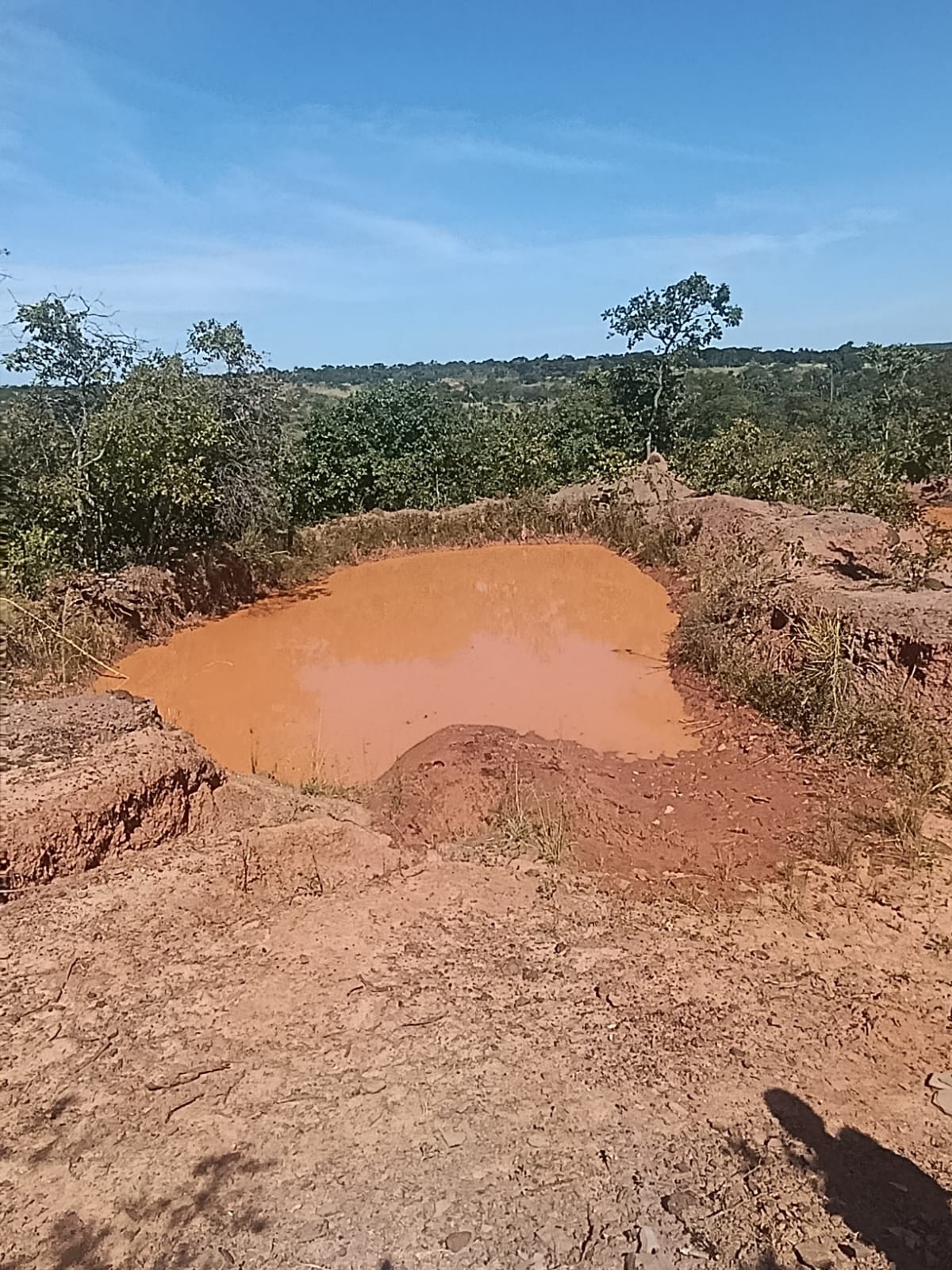 Corpo de homem desaparecido é encontrado em açude após bombeiros percorrerem 8 km de mata fechada, canaviais e grotas