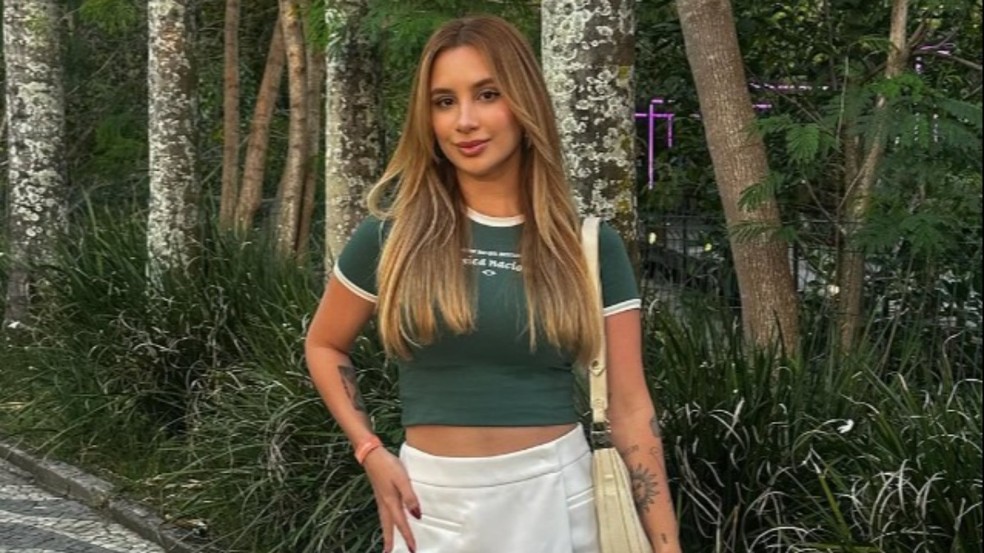 Bárbara Elisa Yabeta Borges estava como passageira de um carro por aplicativo quando levou um tiro na cabeça. — Foto: Reprodução redes sociais