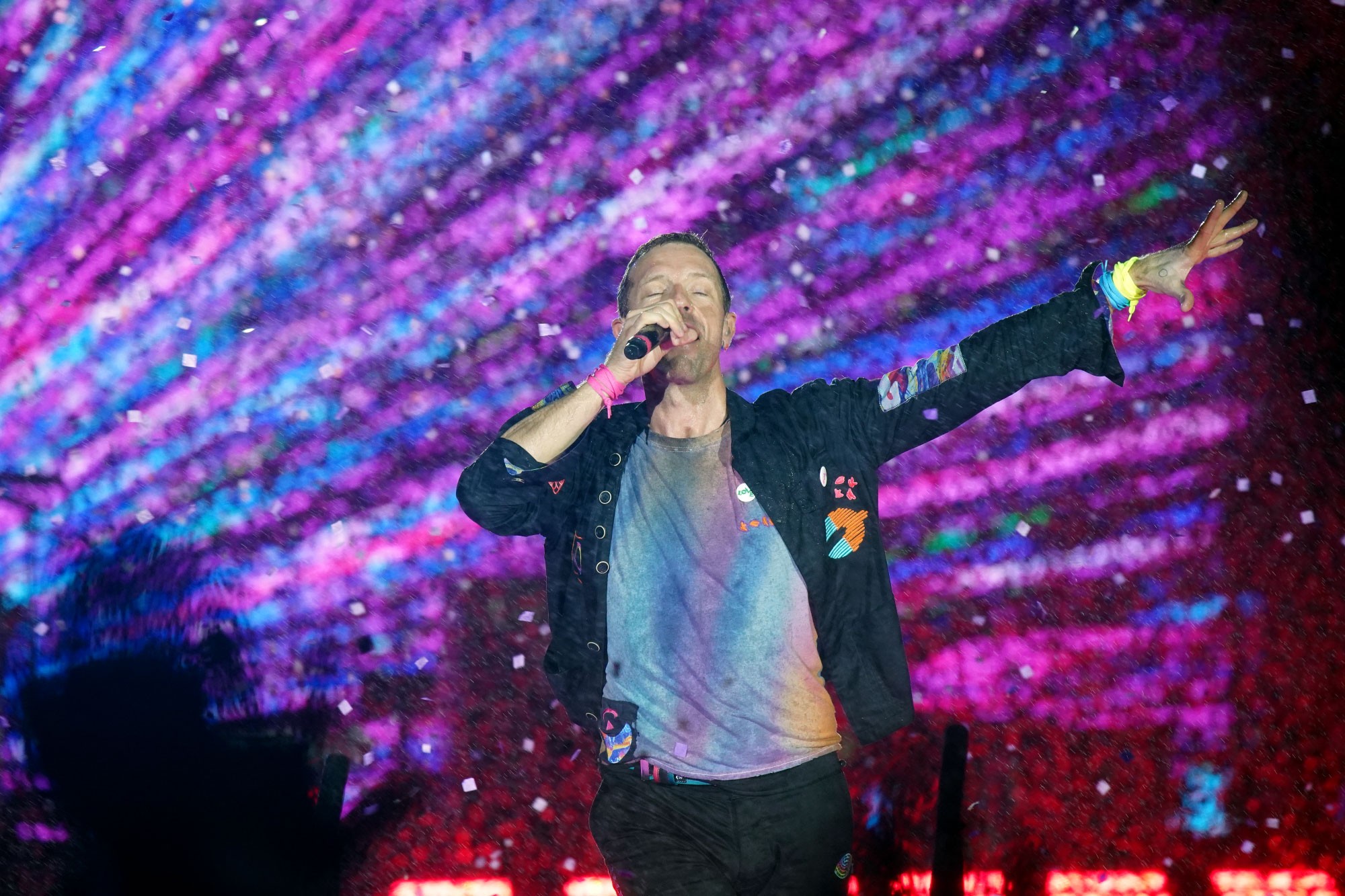 É possível esperar privacidade em eventos? Caso do show do Coldplay nos diz muito sobre a resposta