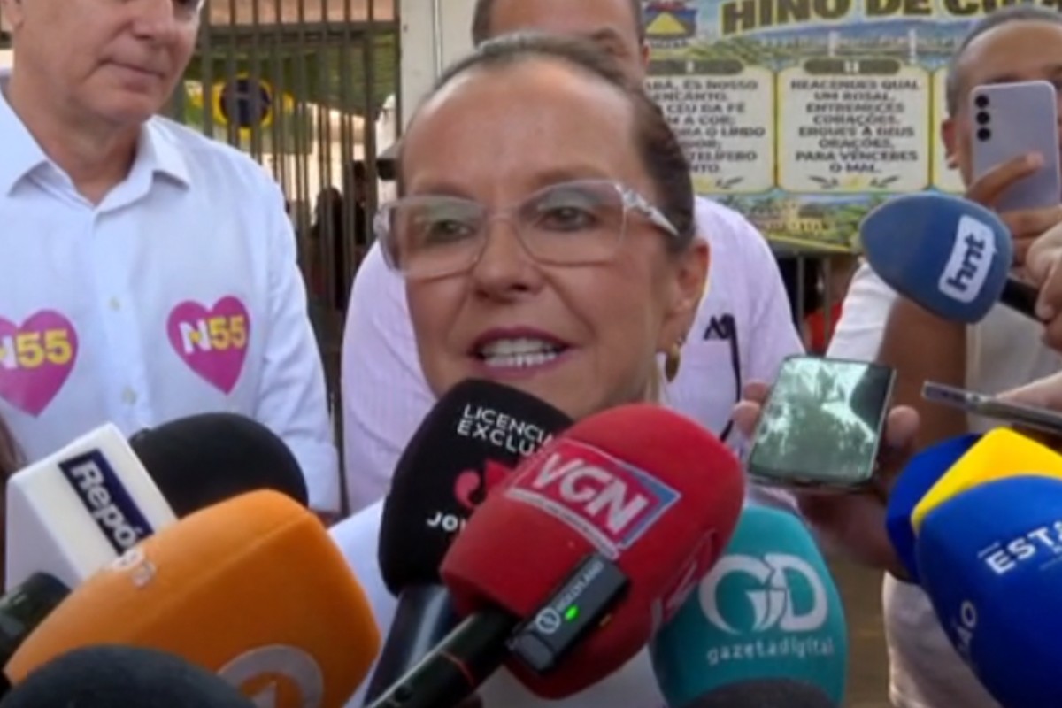 Doutora Natasha (PSD) vota em Cuiabá