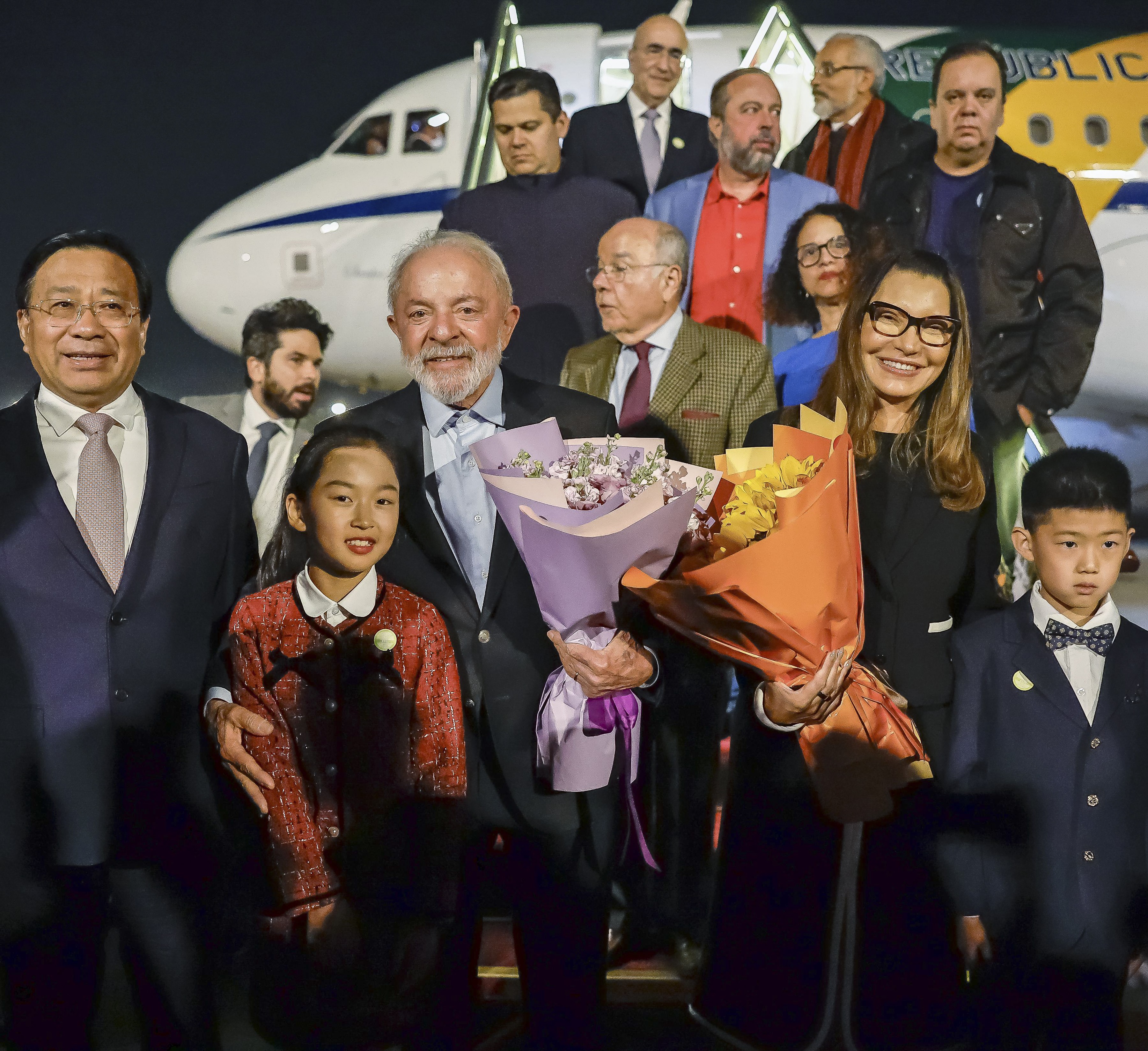 Lula desembarca na China de olho em oportunidades de negócios