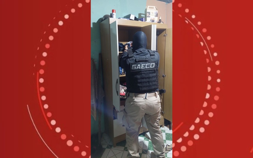 Quatro PMs e um guarda municipal são investigados por render e executar homem no interior da Bahia — Foto: Divulgação/MP-BA e SSP-BA