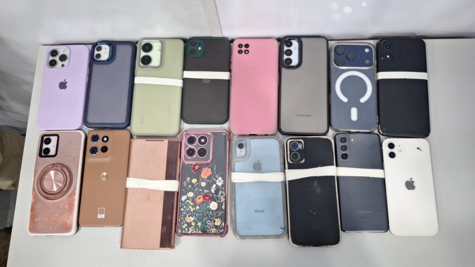 Casal é preso suspeito de furtar 16 celulares no pré-carnaval de Salvador