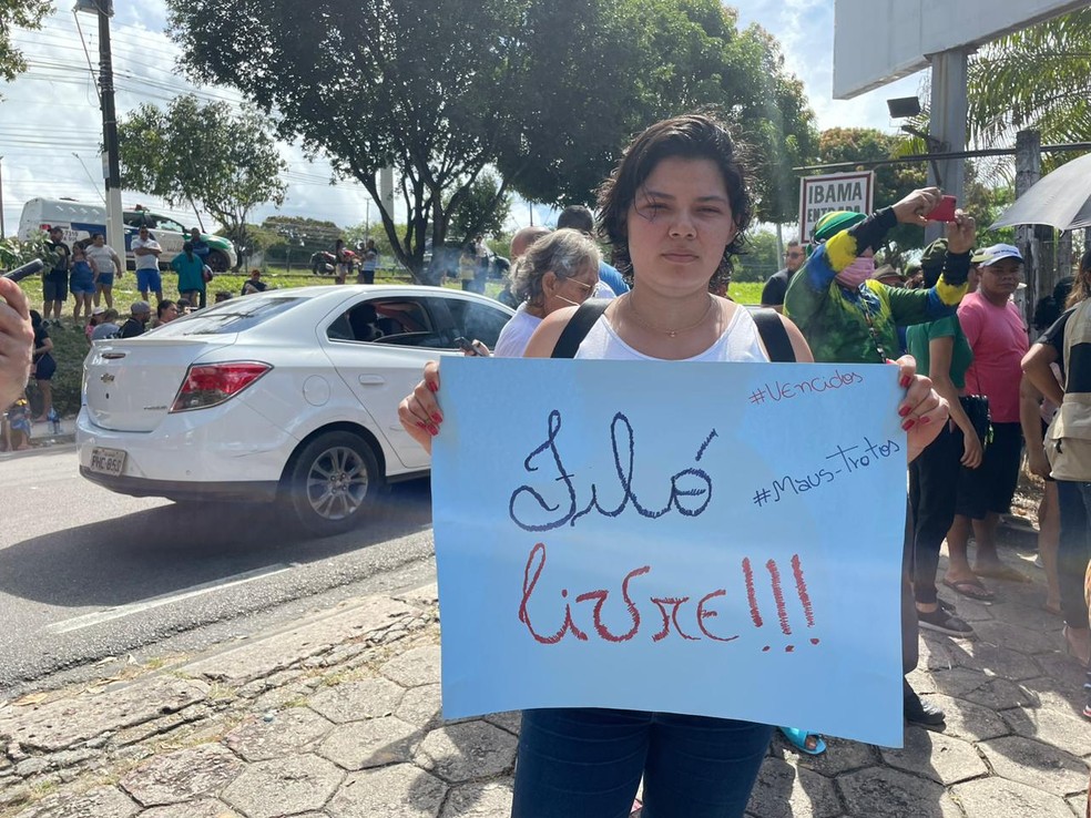 Capivara Filó: Bolsonaristas usam caso contra Ibama - 30/04/2023 - Ambiente  - Folha