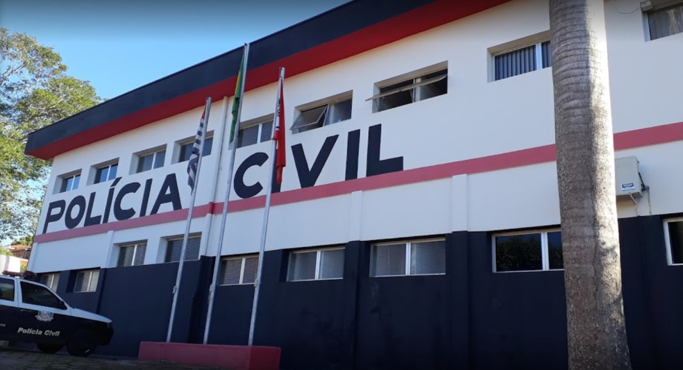 Jovem de 19 anos é presa por matar primo a facadas durante discussão, em Pirapozinho (SP) — Foto: Polícia Civil