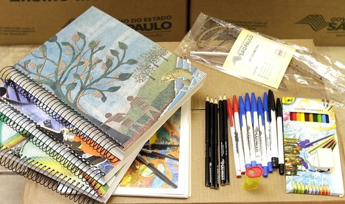 Secretaria de Educação de SP multa empresa em R$ 3,2 milhões por atraso na entrega de kits escolares na rede estadual