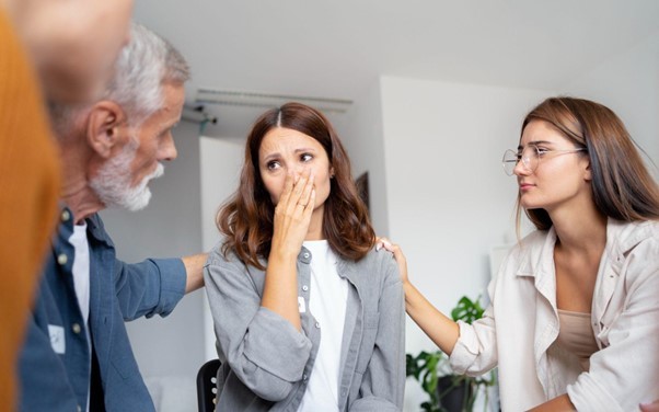 Tá com bafo? Dentista explica como identificar e acabar com o mau hálito