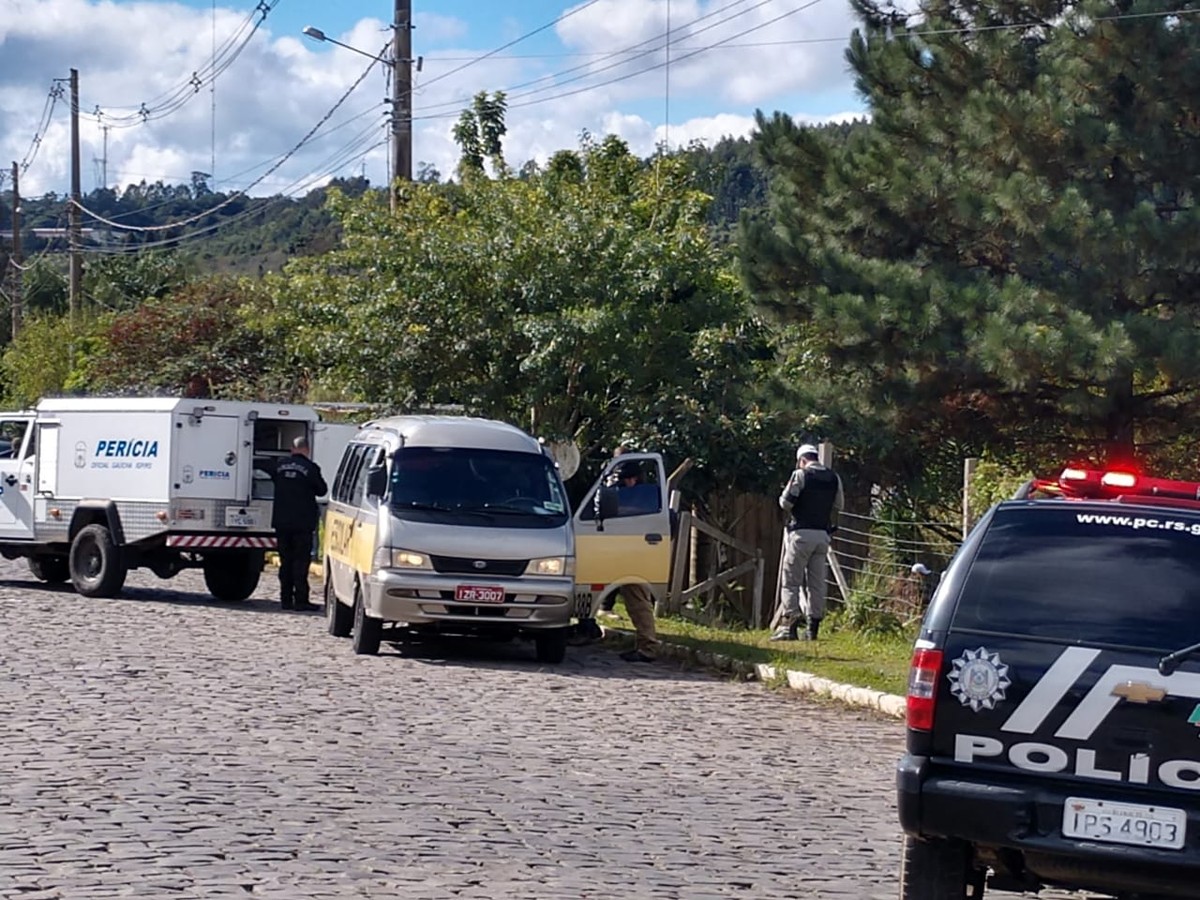 Criança Morre Atropelada Por Van Escolar Ao Chegar Em Casa Em Farroupilha Rio Grande Do Sul G1