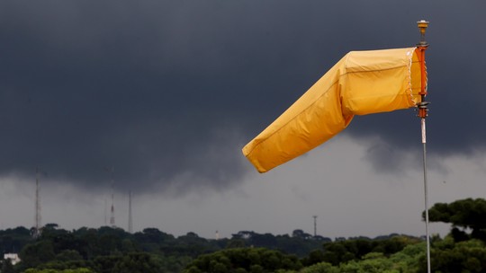 Paraná, São Paulo e Mato Grosso do Sul têm risco de tornado nesta quinta