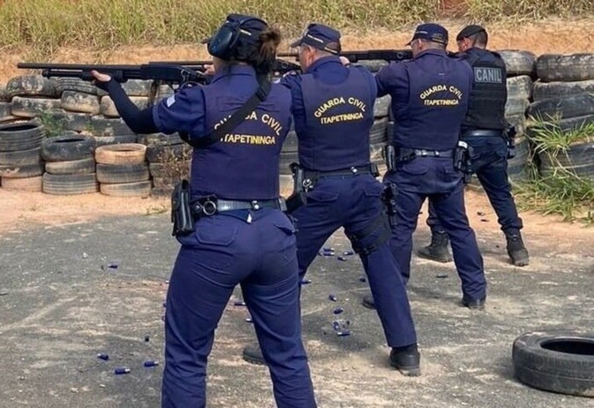 GCM de Itapetininga recebe autorização para uso de fuzis e espingardas