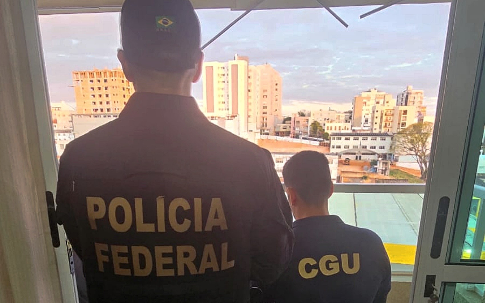 PF apura suposto esquema de desvio de recursos públicos na Universidade Federal de Lavras
