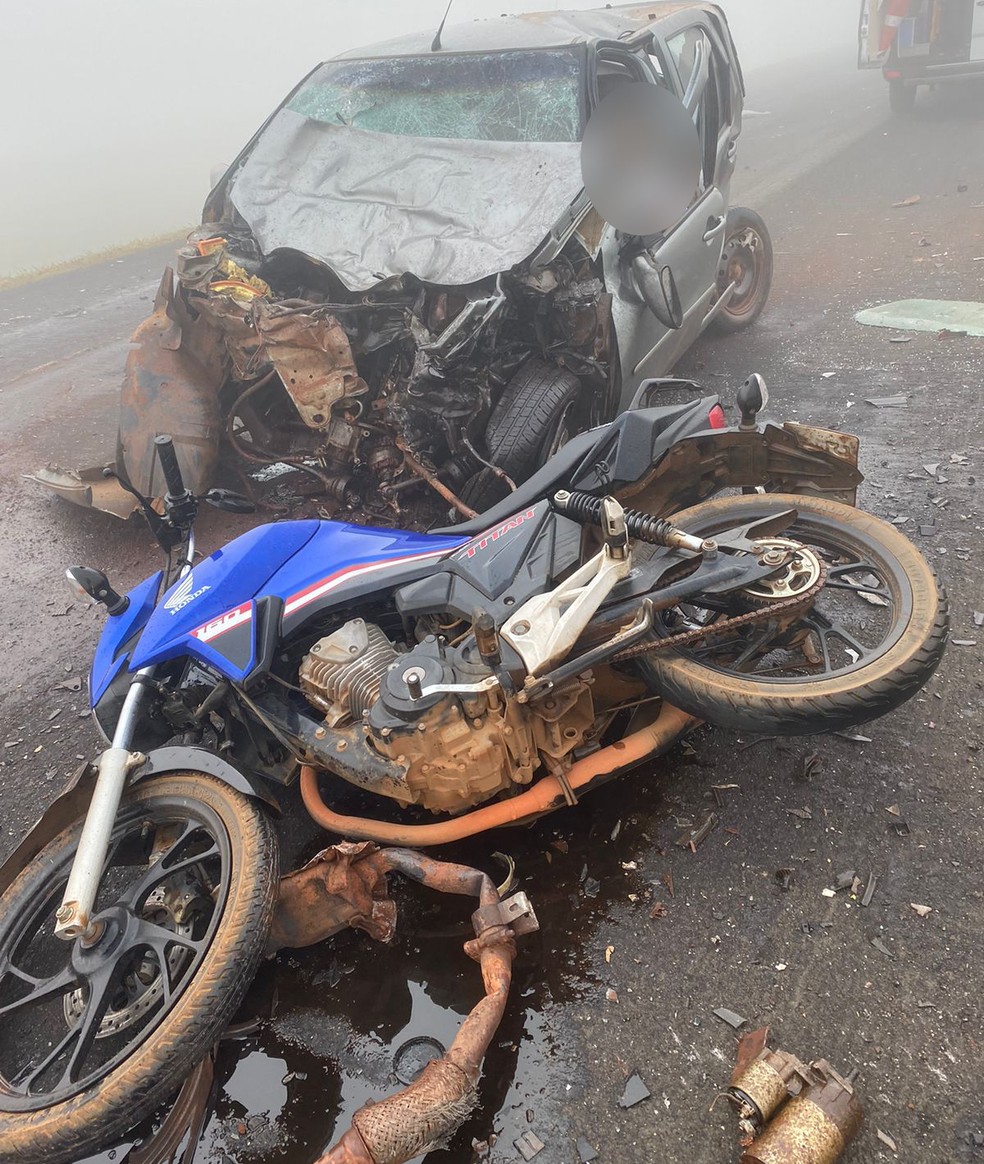 Pouca visibilidade, causada pela neblina, pode ser a principal causa do acidente  — Foto: Arquivo pessoal