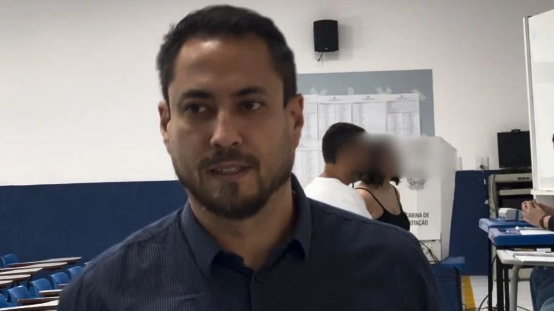 Breno Barcelos (Missão) vota em Vitória