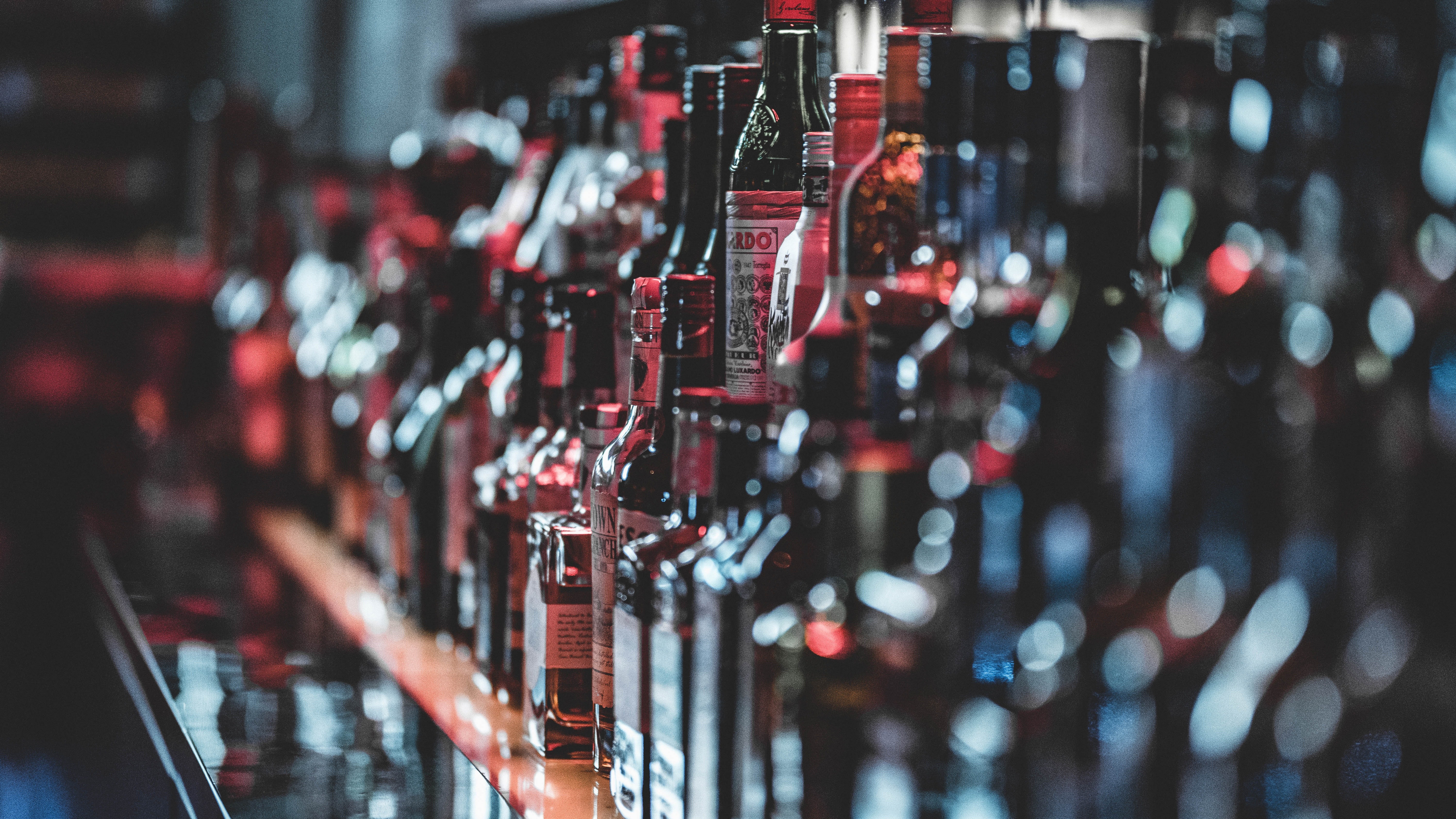 Para taxar cigarros, bebidas alcoólicas e refrigerantes, governo inclui 'imposto do pecado' no orçamento de 2027