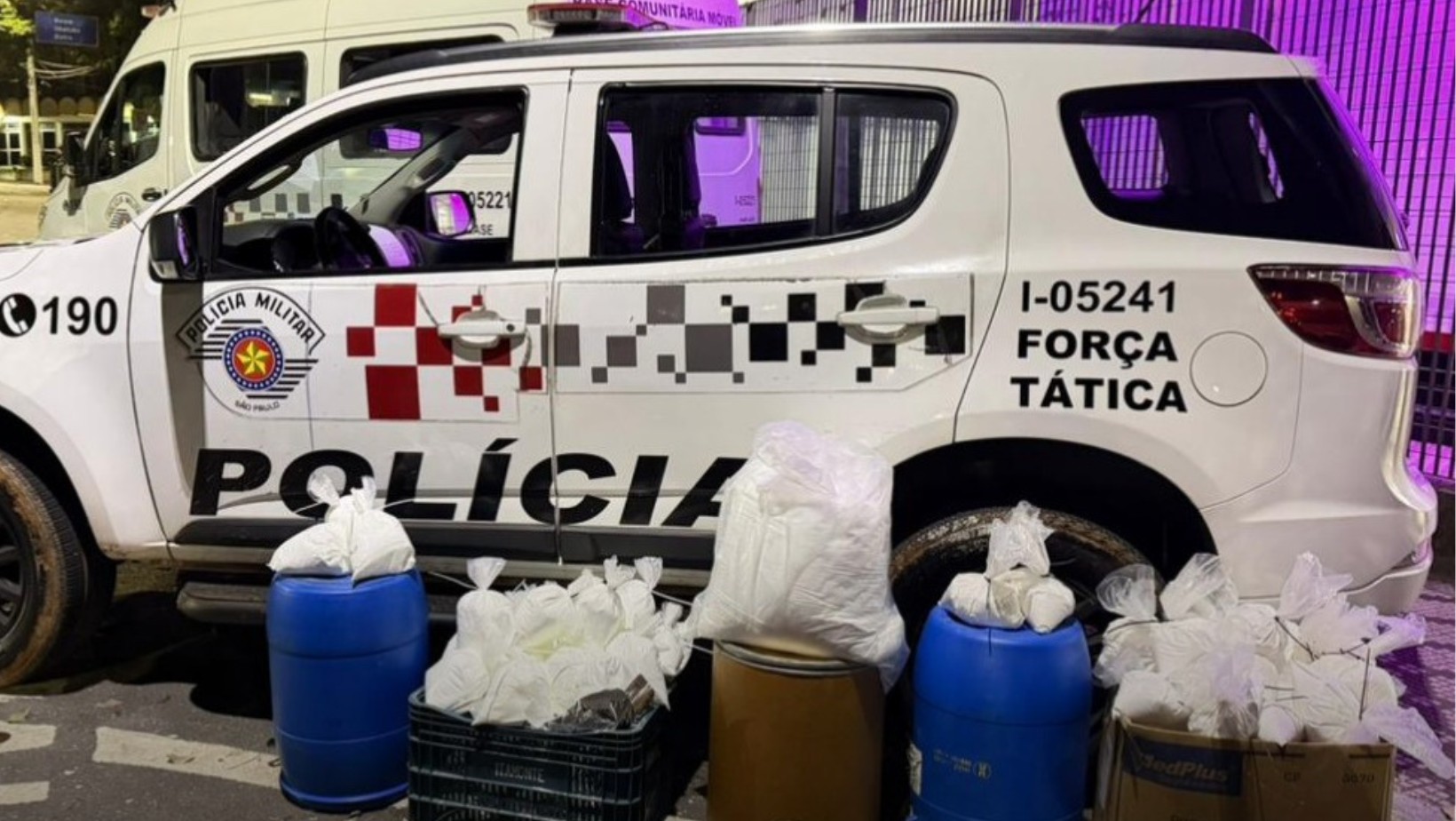 Casal é preso com quase 80 kg de drogas em Pindamonhangaba, SP