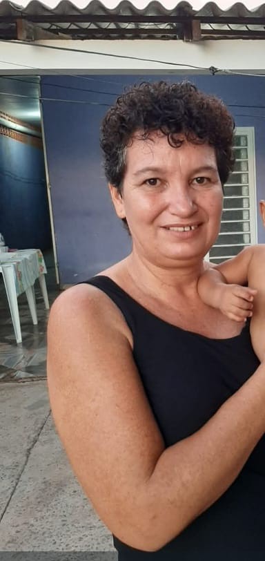 Professora é assassinada e ex-marido é morto por policial de folga durante perseguição em Cuiabá 
