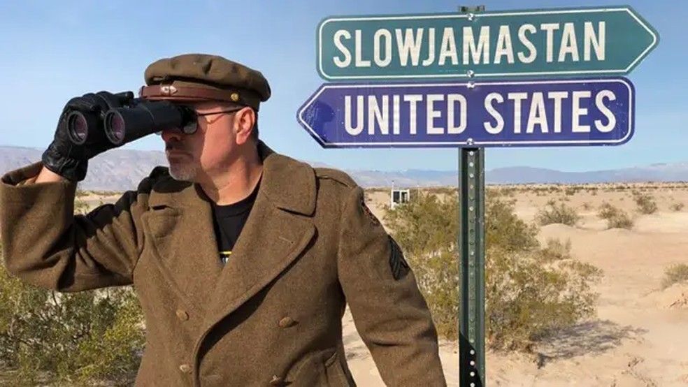 A República de Slowjamastan vem atraindo os americanos cada vez mais frustrados com a política dos Estados Unidos. — Foto: Ministério da Propaganda de Slowjamastan via BBC