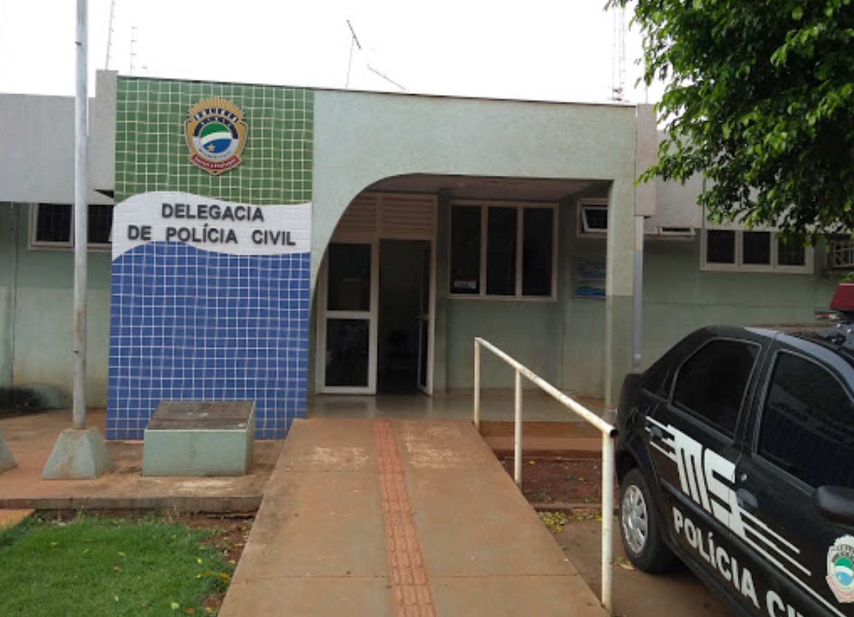 Homem é atingido por tiros em conveniência de Sidrolândia; ex-marido da namorada é suspeito