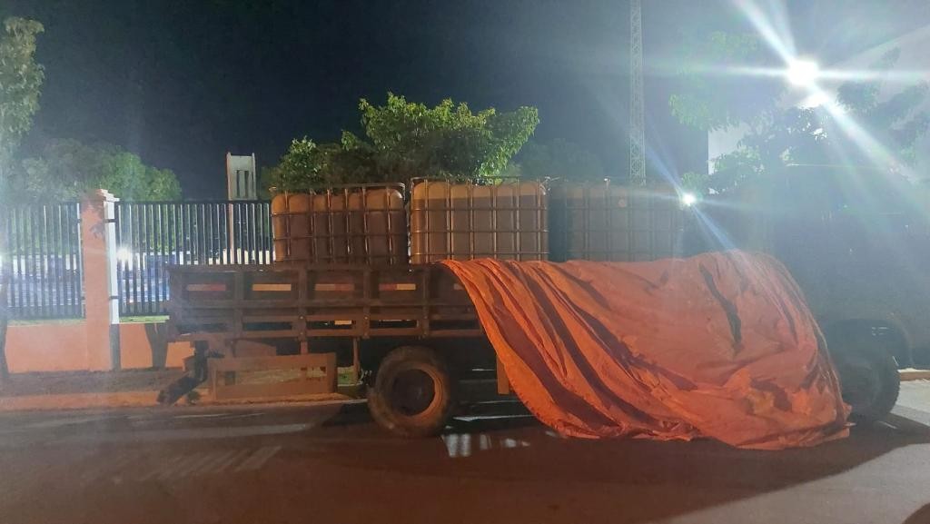 Caminhoneiro é preso ao transportar combustível para garimpo ilegal em terra indígena de MT