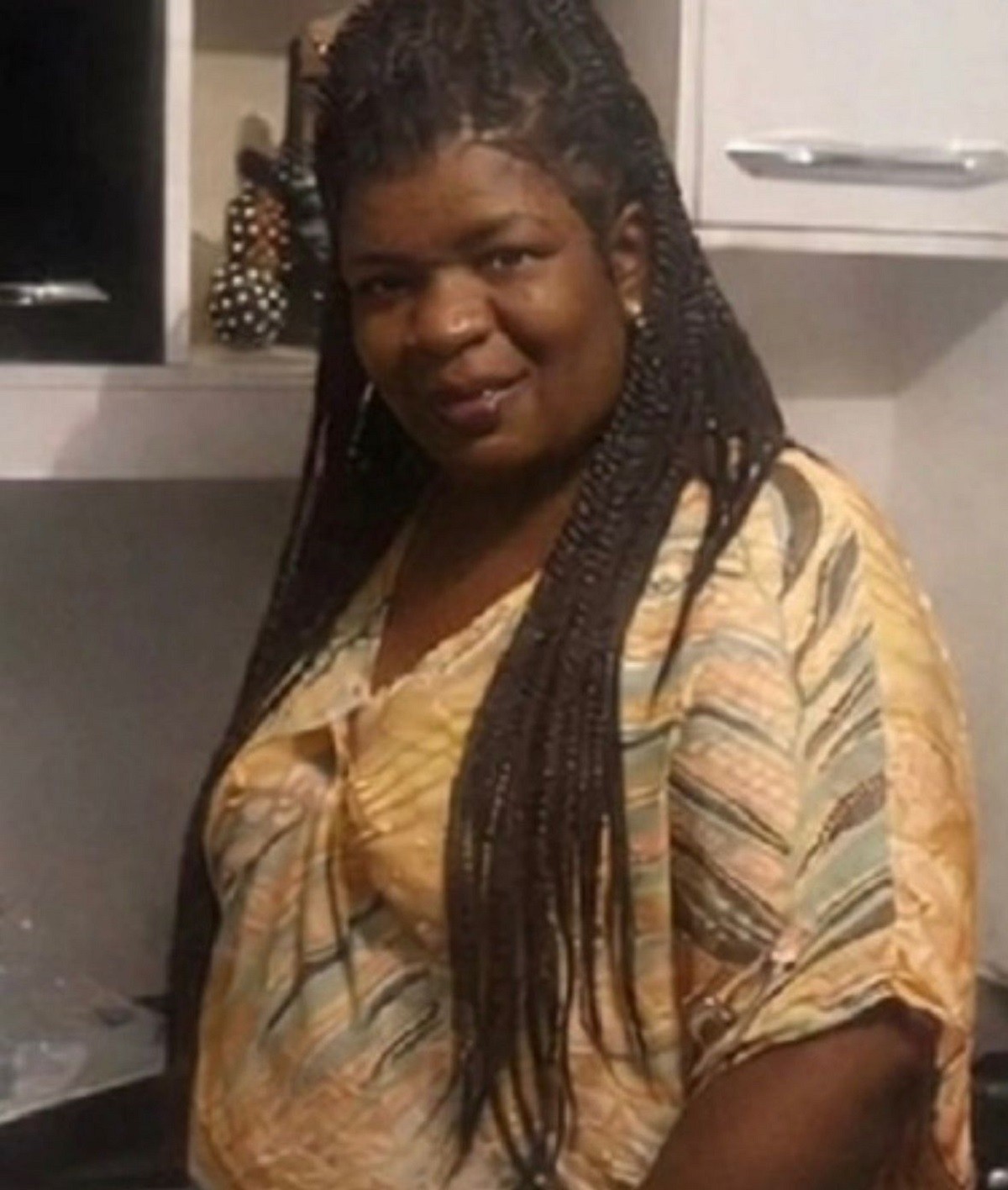 Mulher que morreu atropelada por trem é sepultada em Juiz de Fora