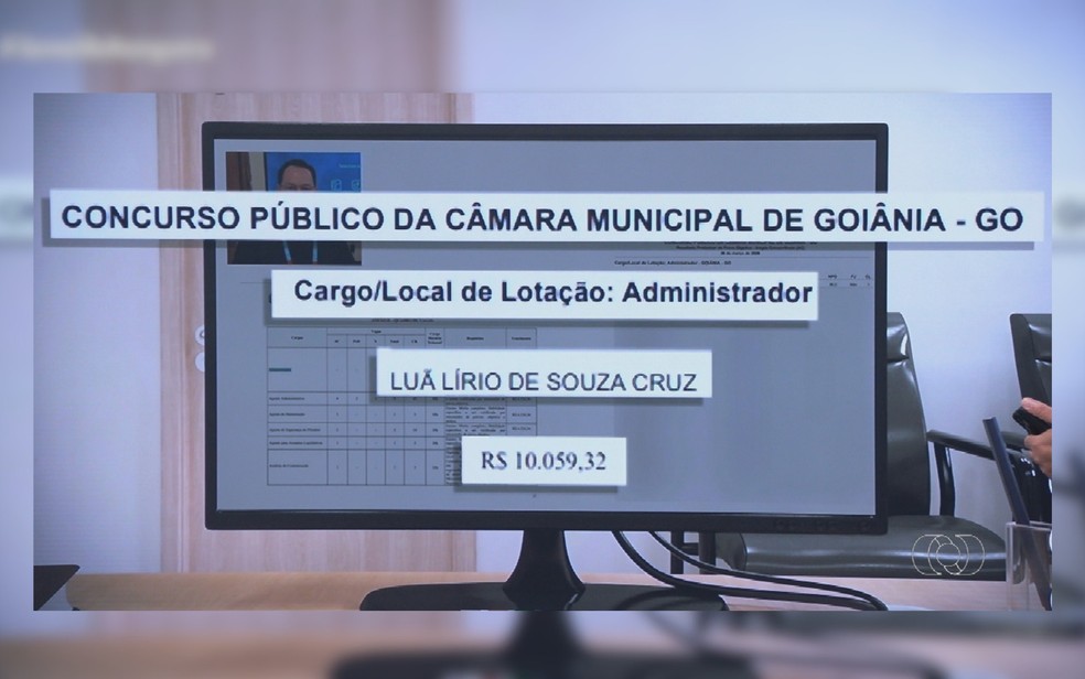 Resultado do concurso da Câmara de Goiânia mostra Luã Lírio de Souza Cruz aprovado em 1º lugar para o cargo de administrador, com salário de R$ 10.059,32 — Foto: Reprodução/TV Anhanguera