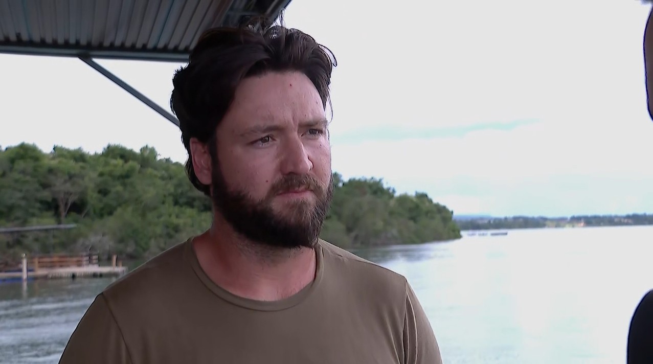 Lancha virou e ficou sobre vítimas que morreram em acidente na divisa de MG e SP, diz empresário