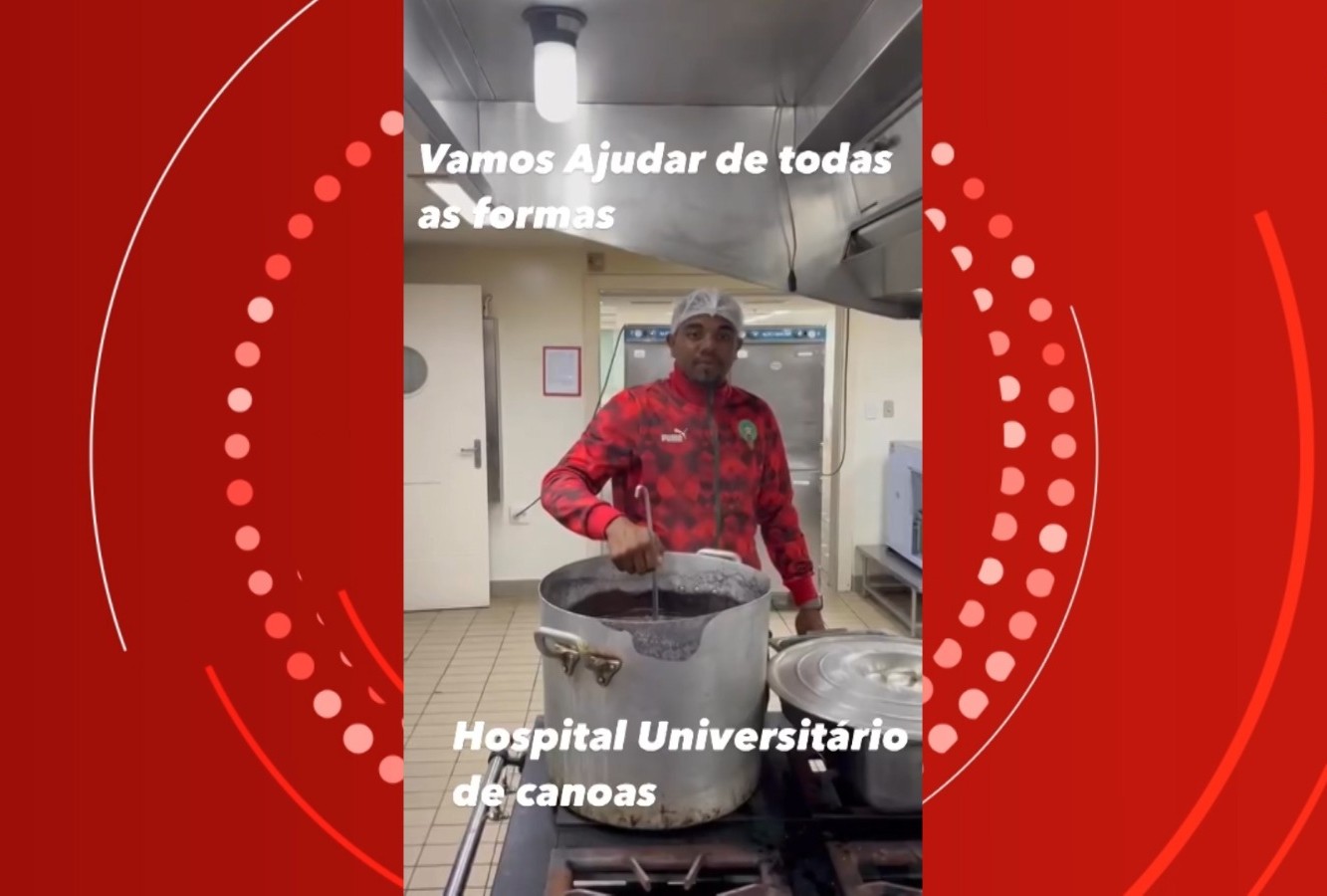 Ex-BBB Davi cozinha em hospital no Rio Grande do Sul e pede doação para vítimas das chuvas: 'Vamos ajudar'
