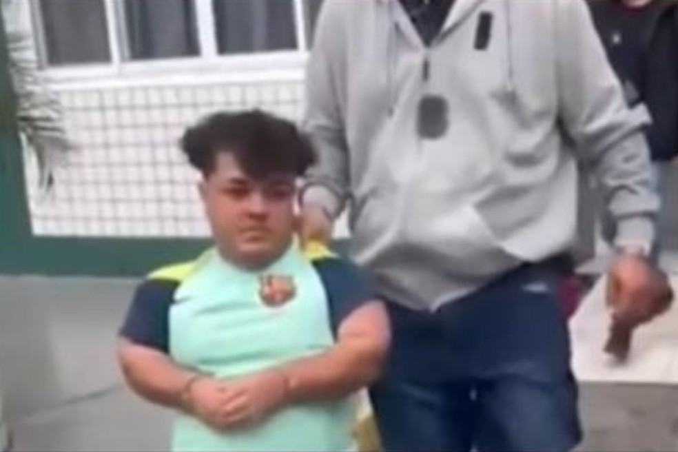  Rodrigo dos Santos Amaral estava foragido e foi localizado em Praia Grande (SP). — Foto: Reprodução