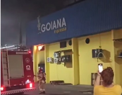 Supermercado pega fogo na região norte de Palmas - Notícias